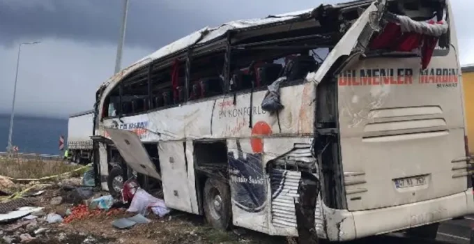 Mersin’deki kazada yaralanan 31 kişiden 15’i taburcu edildi