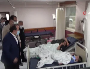 Mersin Valisi, Aydıncık’taki otobüs kazasında yaralananları ziyaret etti
